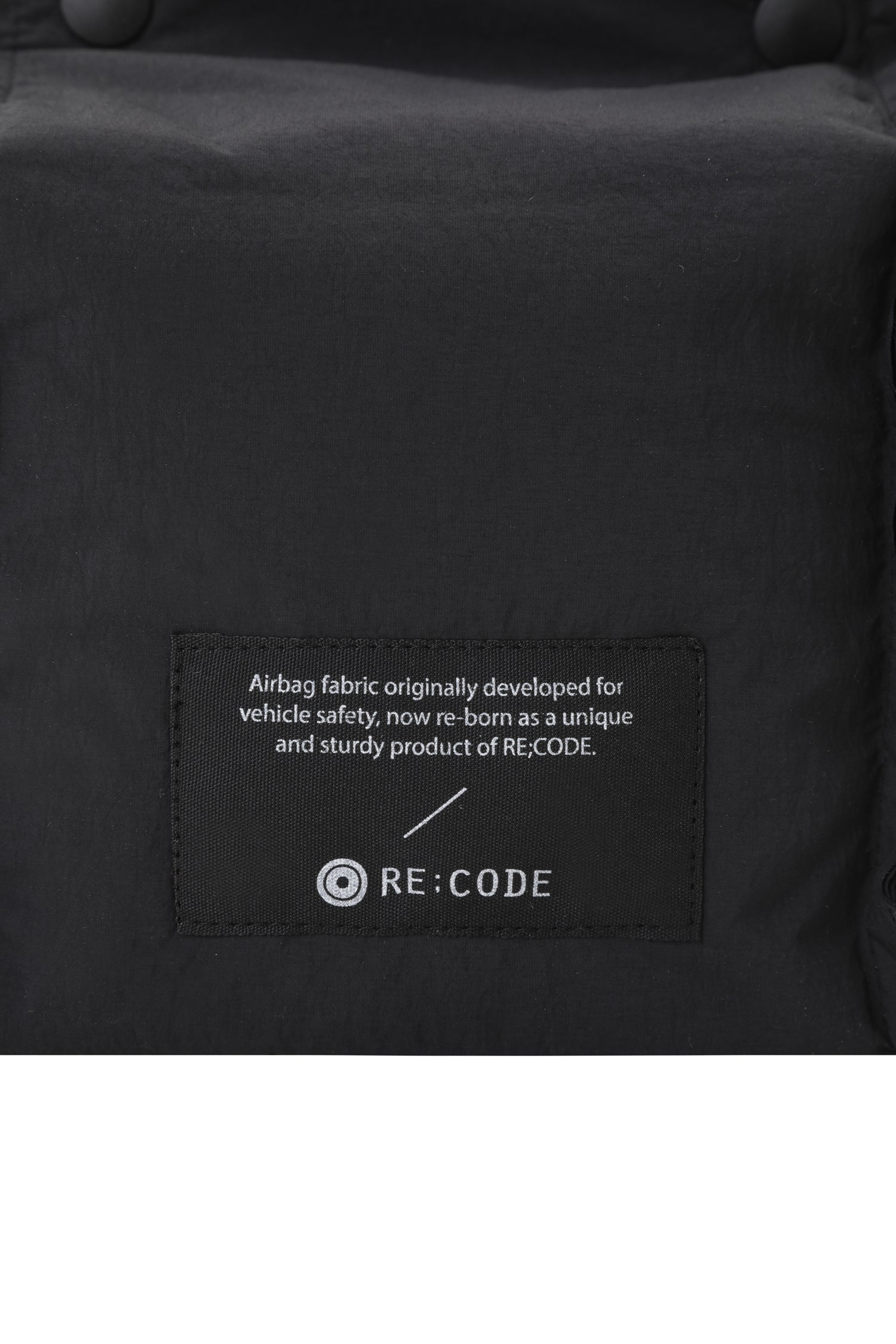 Crispy Recyled Nylon Tissue Cover (S) - Recode Global Crispy Recyled Nylon Tissue Cover (S) - Recode Global
